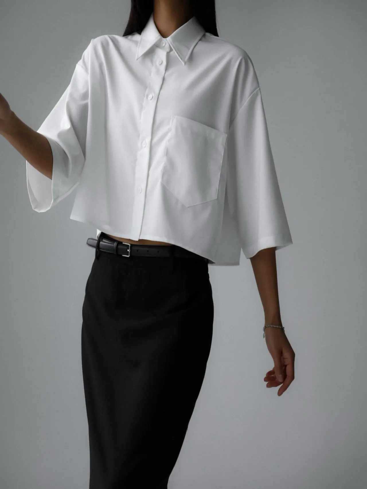 HALF SLEEVE CROPPED BUTTON DOWN SHIRT