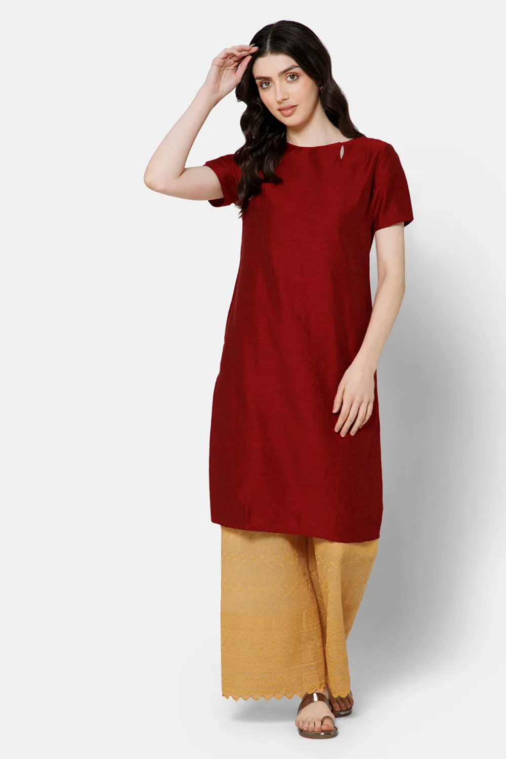 Mythri Women's Boat Neck Straight Kurta with Keyhole Opening Short Sleeves  - Red - KU57