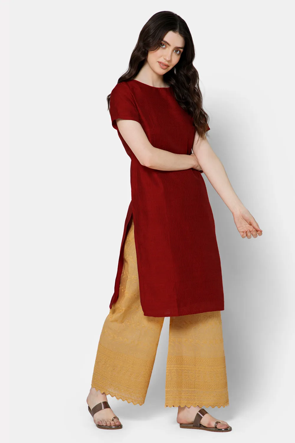 Mythri Women's Boat Neck Straight Kurta with Keyhole Opening Short Sleeves  - Red - KU57