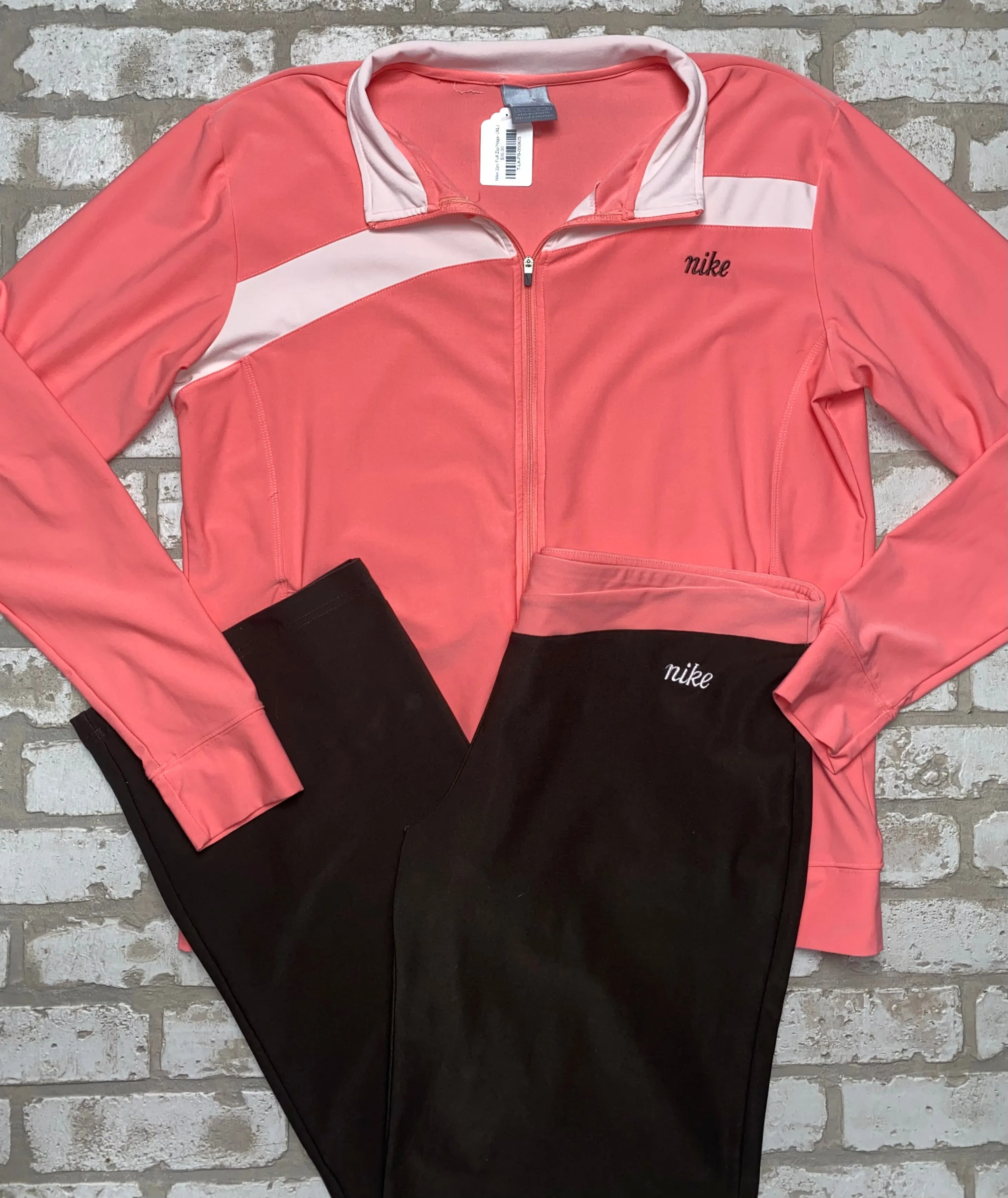 Nike 2pc Full Zip/Yoga- (XL)