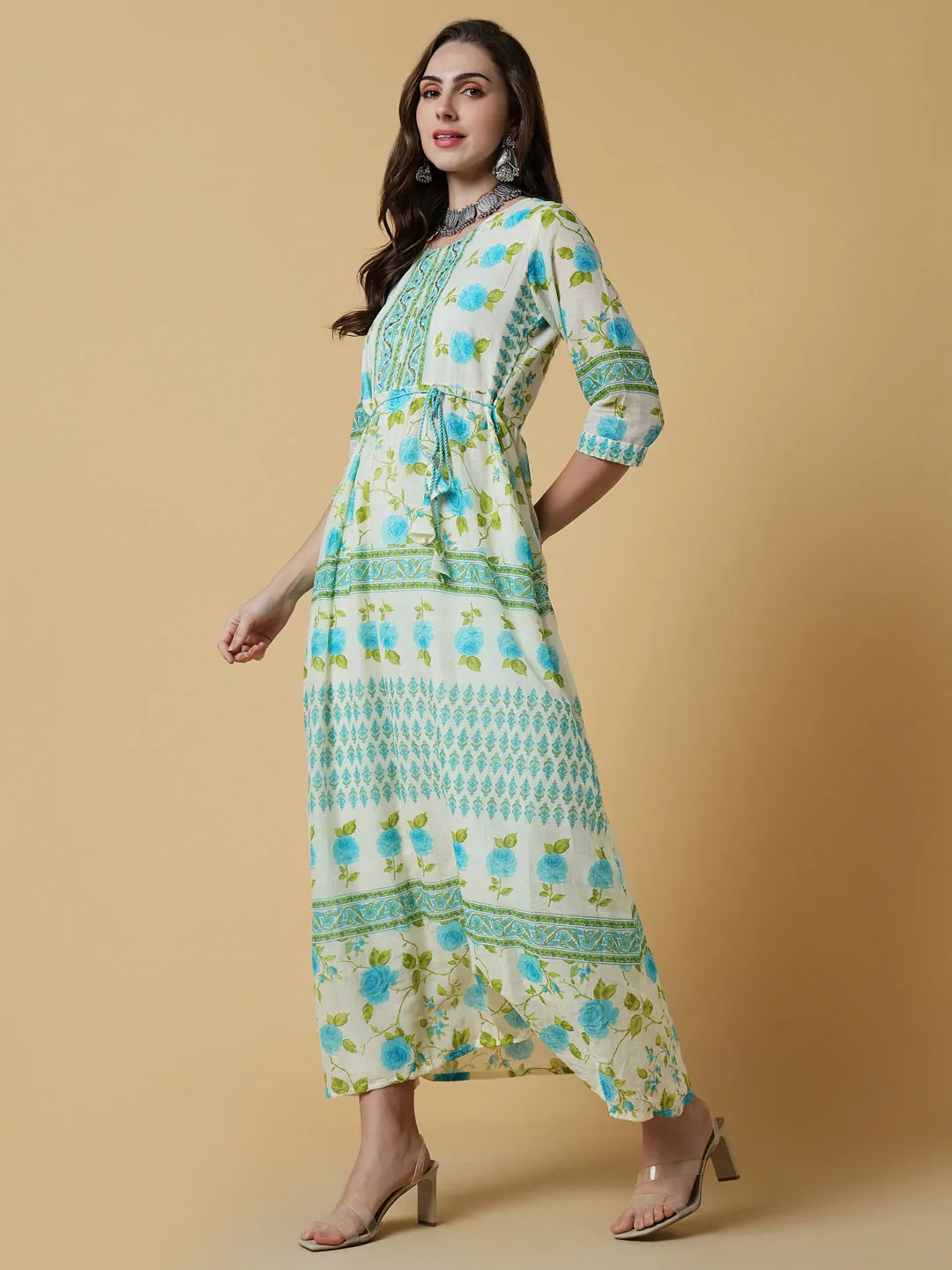 Women Off White Floral A-Line Kurta